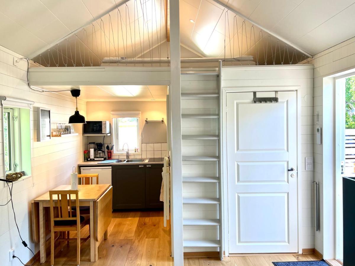 Bittes & Lasses Guest House Калмар Екстериор снимка